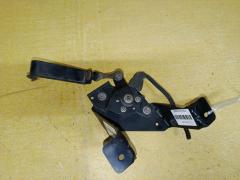 Датчик регулировки наклона фар на Suzuki Hustler MR41S Фото 3