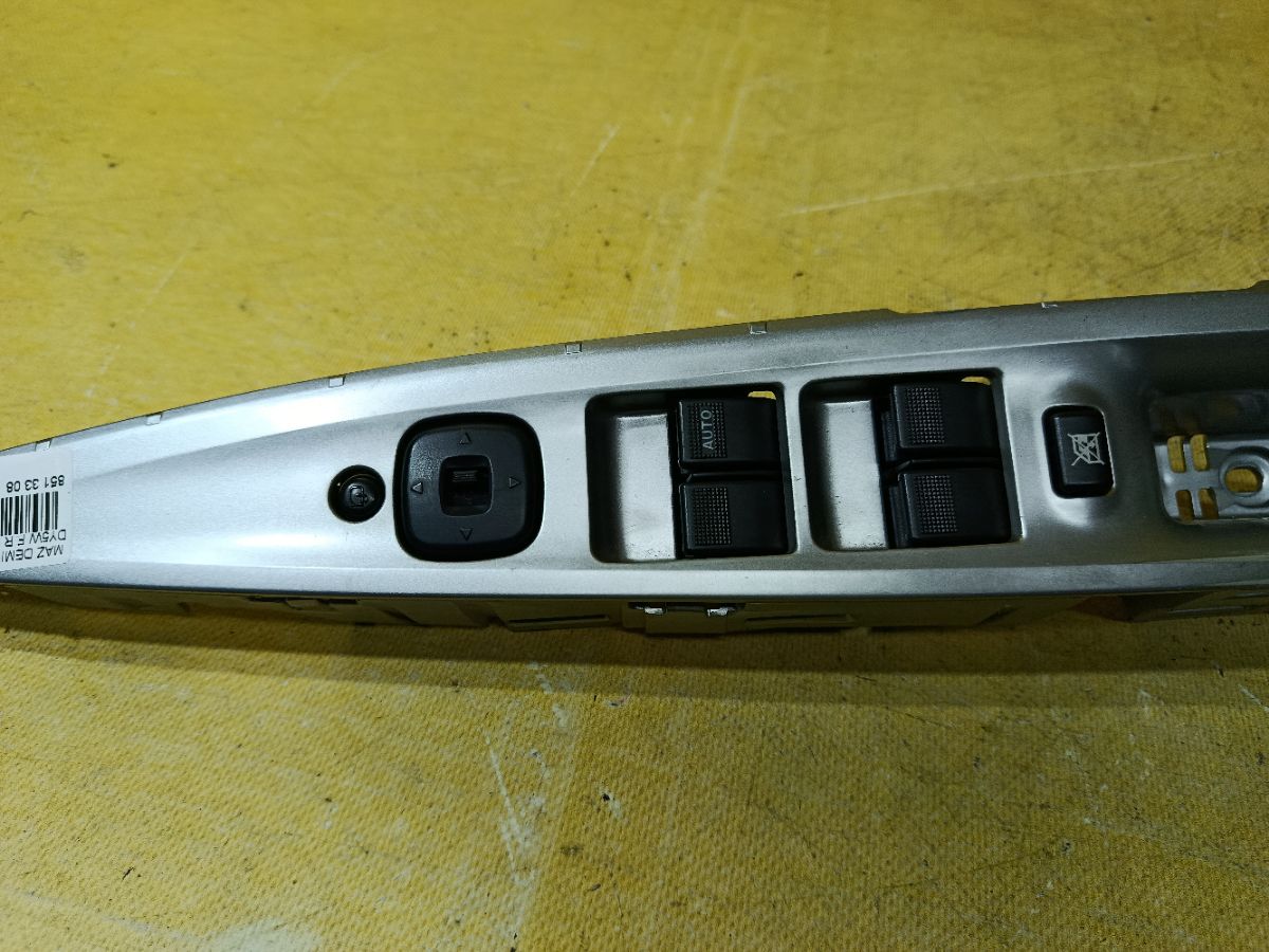 Блок упр-я стеклоподъемниками D39766350C, B25E66600 на Mazda Demio DY5W Фото 3