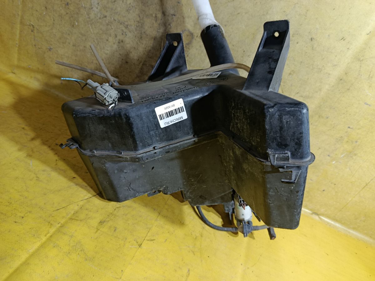 Бачок омывателя на Nissan Murano TZ51 Фото 4