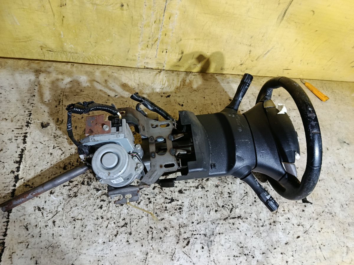Рулевая колонка на Nissan Serena HC26 Фото 1