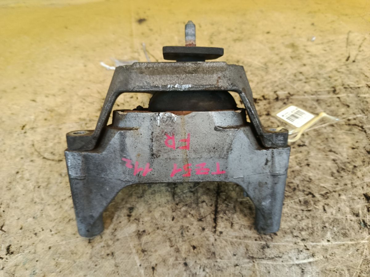 Подушка двигателя на Nissan Murano TNZ51 QR25DE Фото 4