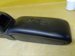 Подлокотник на Nissan Tiida C11 Фото 12