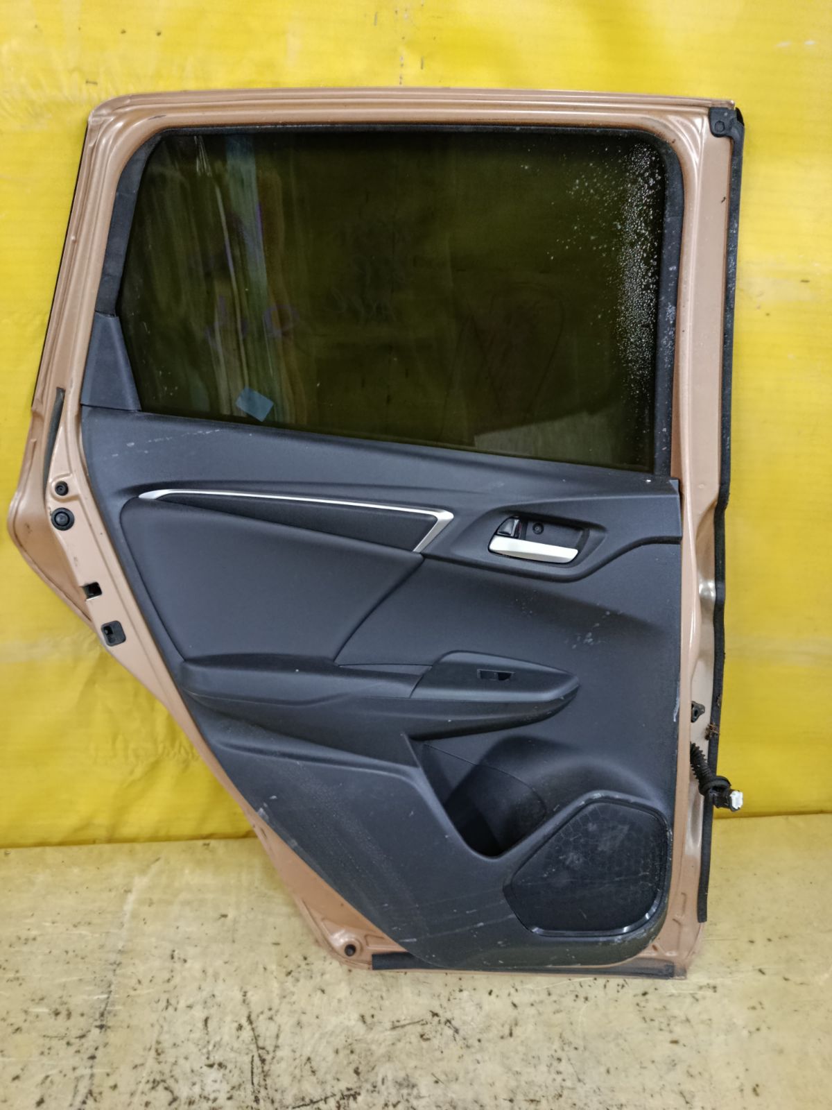 Дверь боковая на Honda Fit GK3 Фото 7