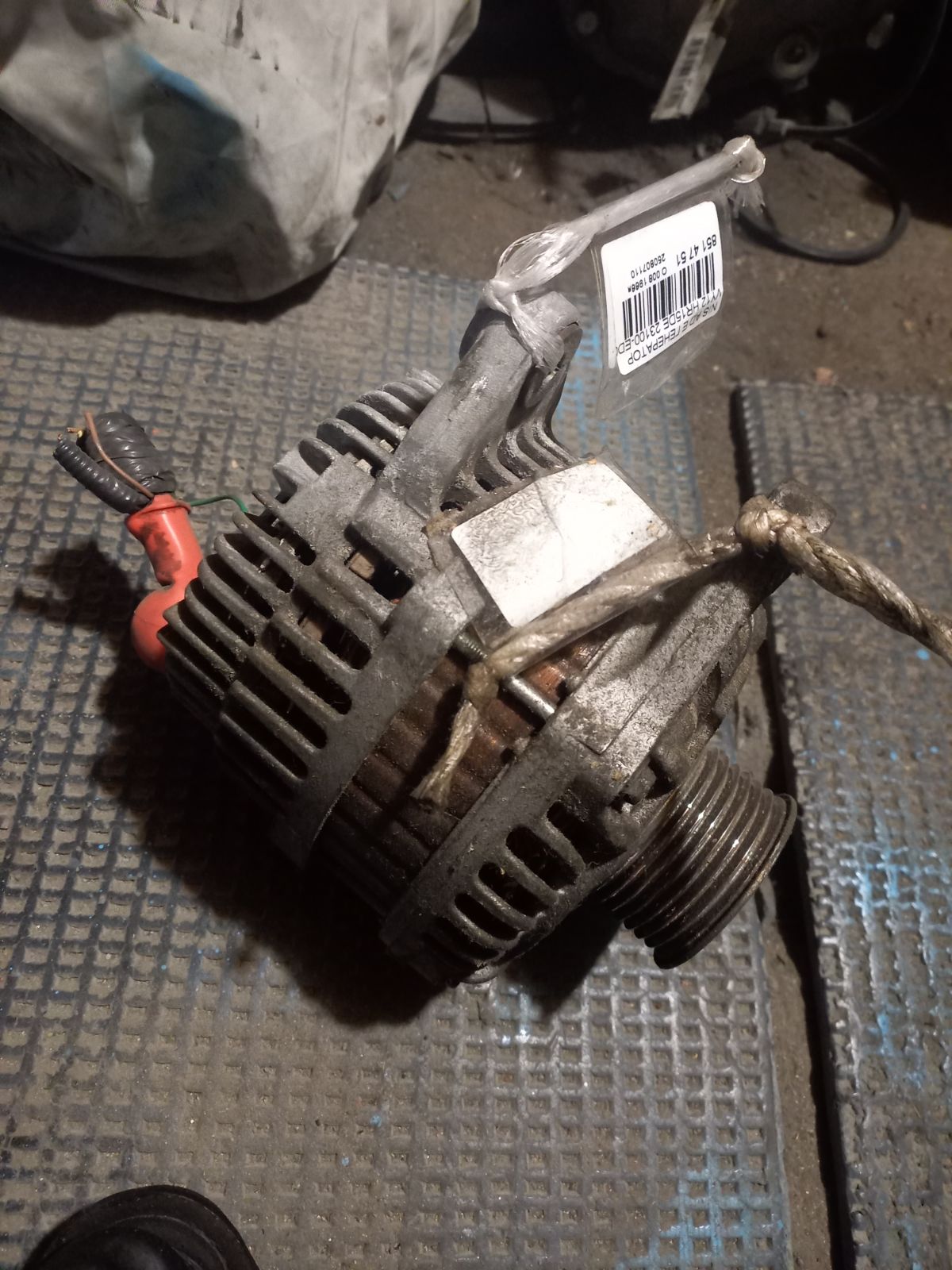 Генератор 23100-ED01A на Nissan Ad Expert VY12 HR15DE Фото 8