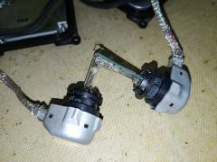 Блок розжига ксенона 85967-20010 на Toyota Noah ZRR70G Фото 6