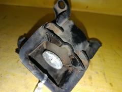 Подушка двигателя на Toyota Isis ZGM10G 2ZR-FAE Фото 2
