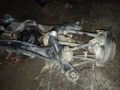Балка подвески на Toyota Crown GRS200 4GR-FSE Фото 15