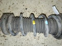 Стойка амортизатора 48520-30272 на Toyota Crown GRS200 4GR-FSE Фото 3