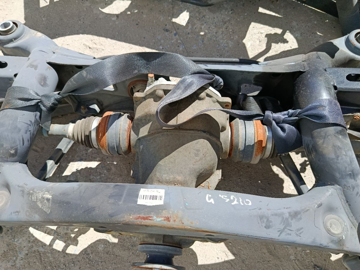 Балка подвески на Toyota Crown GRS210 2GR-FSE Фото 7