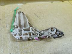 Крепление бампера 52536-52090 на Toyota Ractis SCP100 Фото 6