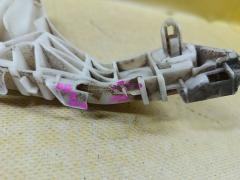 Крепление бампера 52536-52090 на Toyota Ractis SCP100 Фото 7