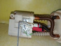 Бензонасос 2S6U9350A1A, ZJ201335XA на Mazda Demio DY3W ZJ-VE Фото 5