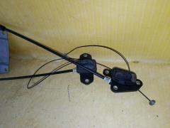 Доводчик двери на Honda Stepwgn RK1 Фото 5