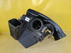 Корпус воздушного фильтра на Toyota Crown Majesta UZS186 3UZ-FE Фото 6