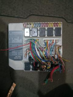 Блок предохранителей на Nissan March AK12 CR12DE Фото 7