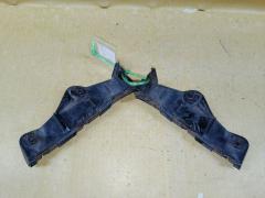 Крепление бампера на Toyota Ist NCP60 Фото 5