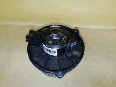 Мотор печки на Toyota Ist NCP60 Фото 5