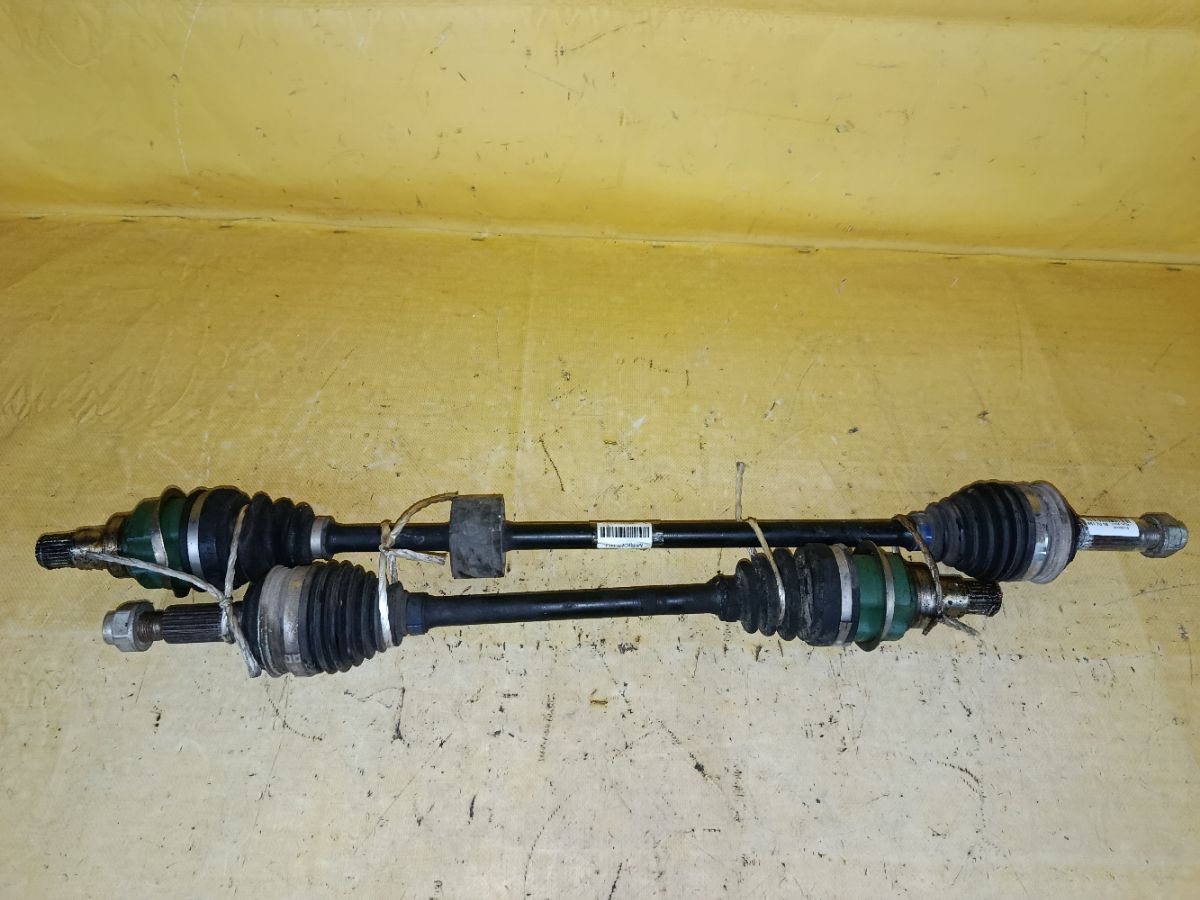 Привод на Daihatsu Move LA100S KF-DET Фото 3