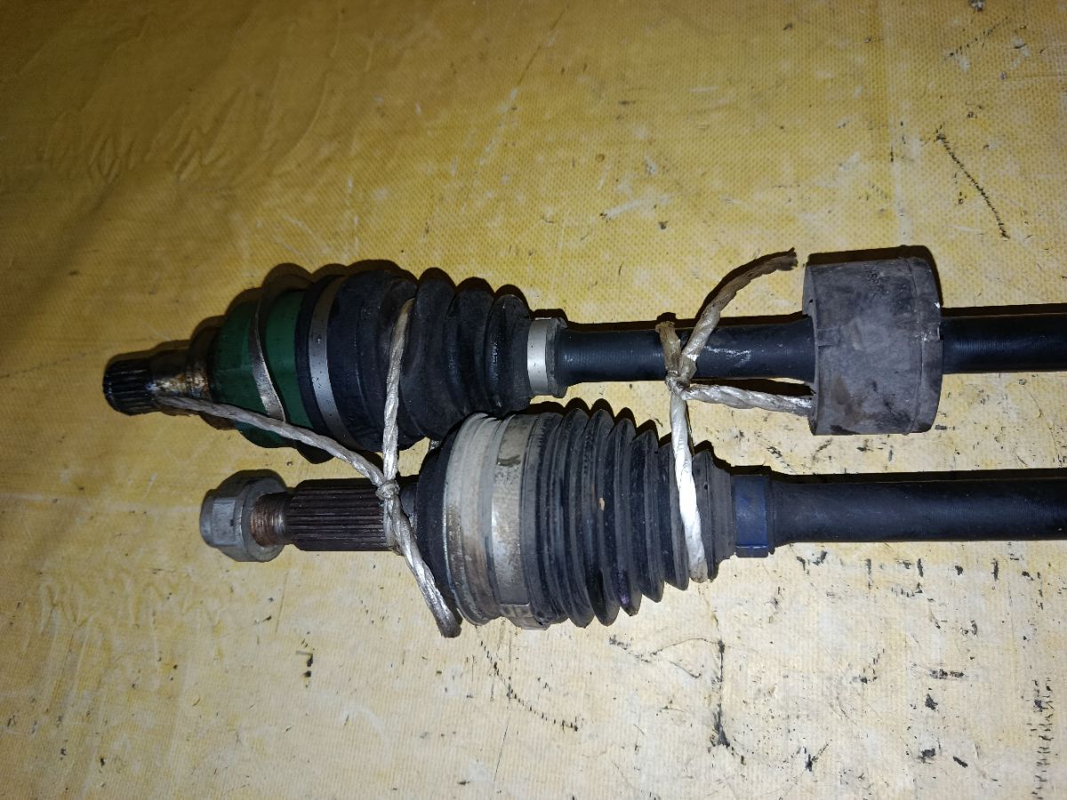 Привод на Daihatsu Move LA100S KF-DET Фото 5