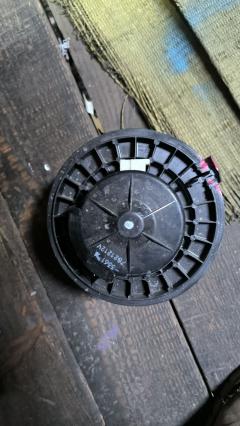 Мотор печки на Nissan Note E11 Фото 7