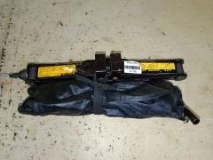 Домкрат 09111-44030 на Toyota Alphard ANH10W Фото 6