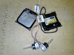 Блок розжига ксенона 85967-20010 на Toyota Noah ZRR70G Фото 3