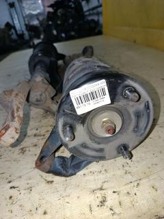 Стойка амортизатора на Honda Elysion RR1 K24A Фото 4