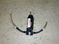 Насос омывателя стекла 85330-20460, 85330-52030 на Toyota Sienta NCP81G 1NZ-FE Фото 3