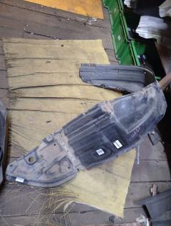 Подкрылок 53876-68020 на Toyota Wish ZGE20G 2ZR-FAE Фото 6