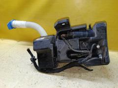 Бачок омывателя 5N0955453B на Volkswagen Tiguan 5N Фото 6