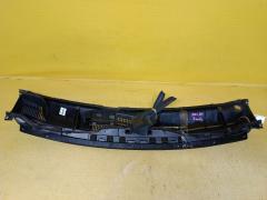 Решетка под лобовое стекло 55786-B1010 на Toyota Passo KGC30 Фото 9