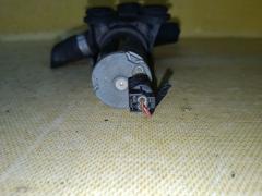 Насос отопителя 6411692824602 на Bmw 3-Series E90 Фото 8