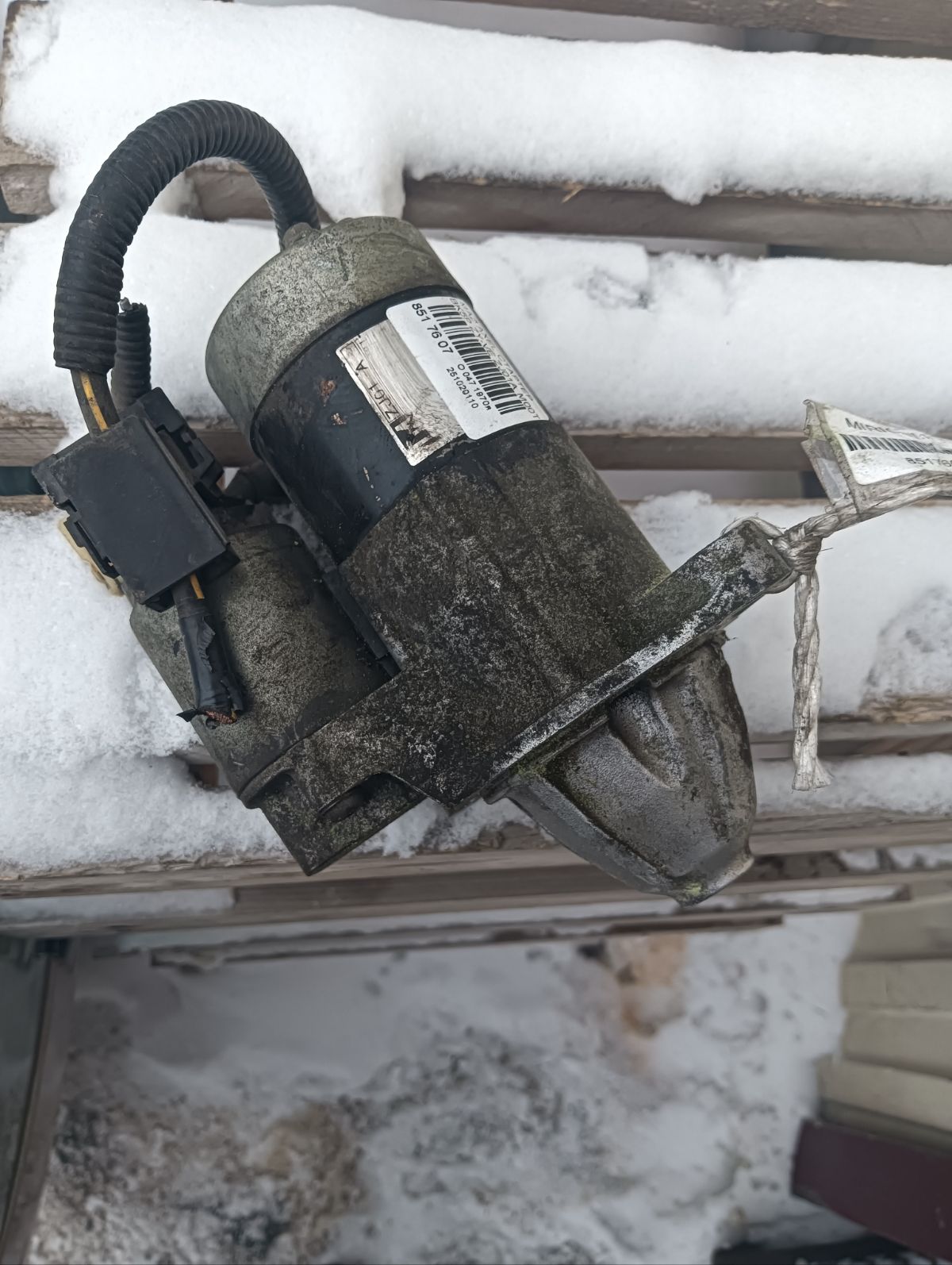 Стартер 8EA738258-351, J5213043, M000T91381, M0T91381, ZJ01-18-400, ZJ01-18-400A на Mazda Axela BK5P ZY-VE Фото 8