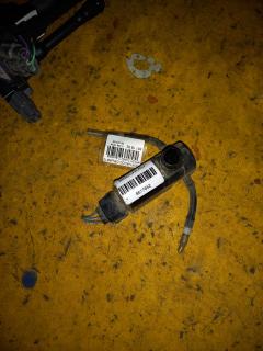 Насос омывателя стекла 85330-20460, 85330-52030 на Toyota Фото 6