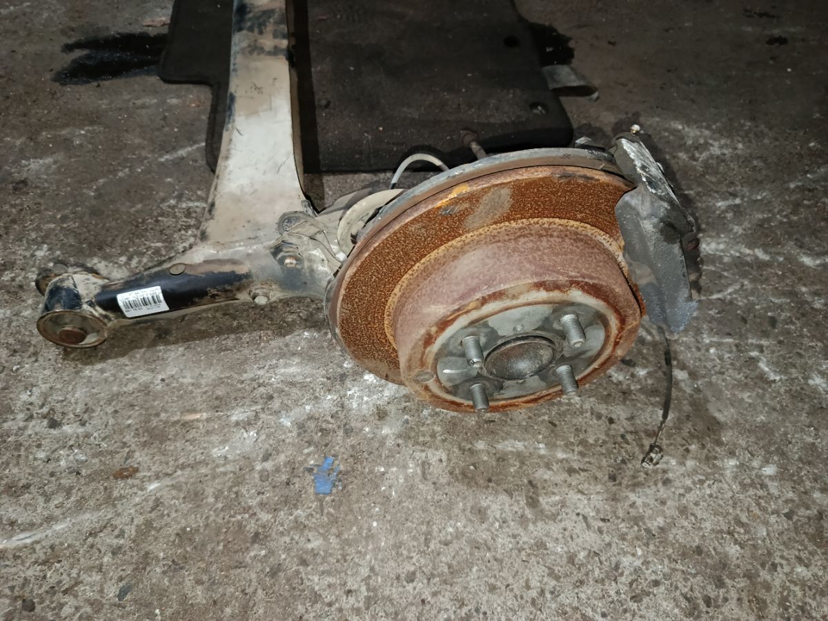 Балка подвески на Toyota Ist NCP61 1NZ-FE Фото 13