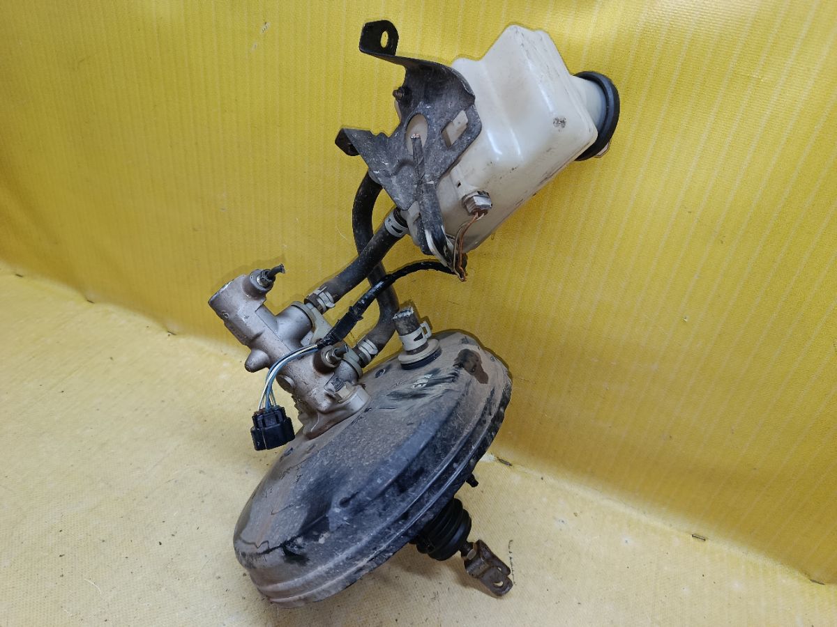 Главный тормозной цилиндр 47201-46040, 47201-52180 на Toyota Ist NCP61 1NZ-FE Фото 5 Главный тормозной цилиндр 47201-46040, 47201-52180 на Toyota Ist NCP61 1NZ-FE Фото 5