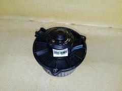 Мотор печки на Toyota Ist NCP61 Фото 4