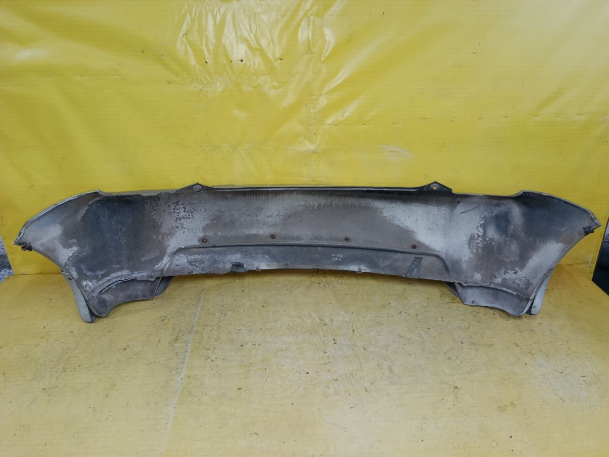 Бампер на Toyota Ist NCP61 Фото 15