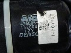 Доводчик двери на Toyota Sienta NCP81G Фото 13