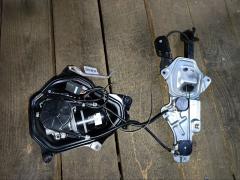 Доводчик двери на Toyota Sienta NCP81G Фото 14