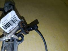 Датчик ABS 57450-TF0-003 на Honda Fit GE6 L13A Фото 4