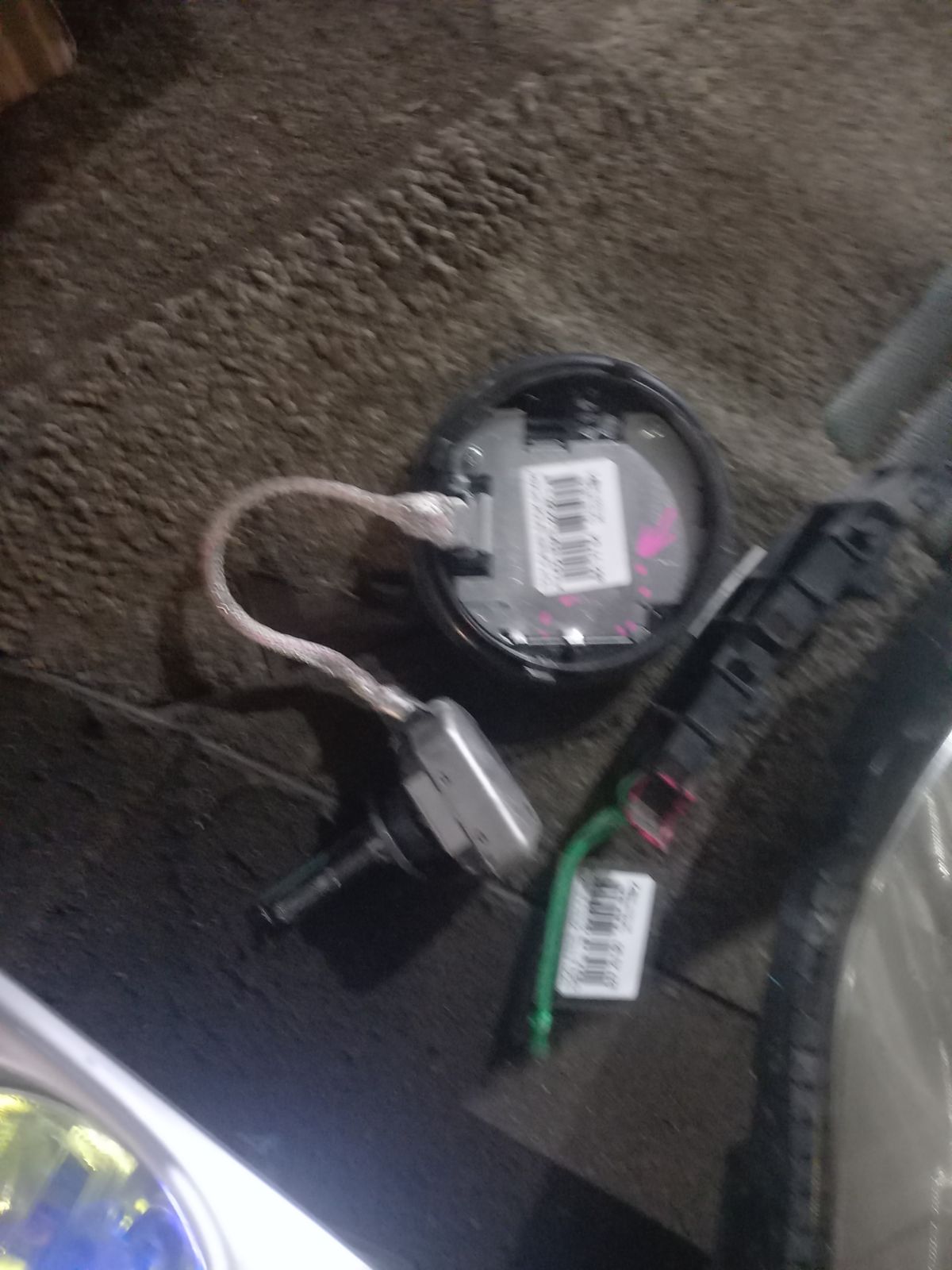 Блок розжига ксенона 85967-22080 на Toyota Camry AVV50 Фото 8