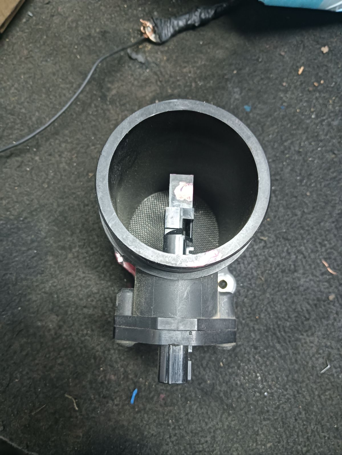 Датчик расхода воздуха 22680-4M500, 226804M501 на Nissan Tino V10 QG18DE Фото 9