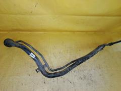 Заливная горловина топливного бака на Mitsubishi Grandis NA4W 4G69 Фото 4