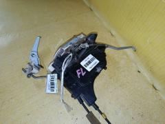 Замок двери на Mitsubishi Grandis NA4W Фото 6