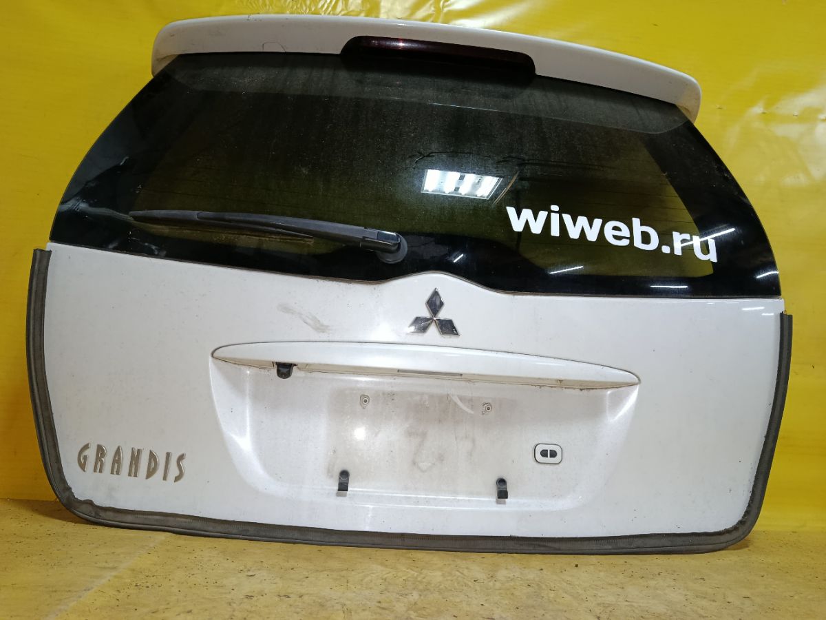 Дверь задняя на Mitsubishi Grandis NA4W Фото 11