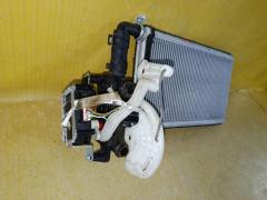 Радиатор печки на Mitsubishi Grandis NA4W 4G69 Фото 6