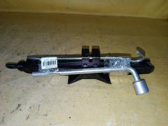 Домкрат на Toyota Pixis Epoch LA300A Фото 3