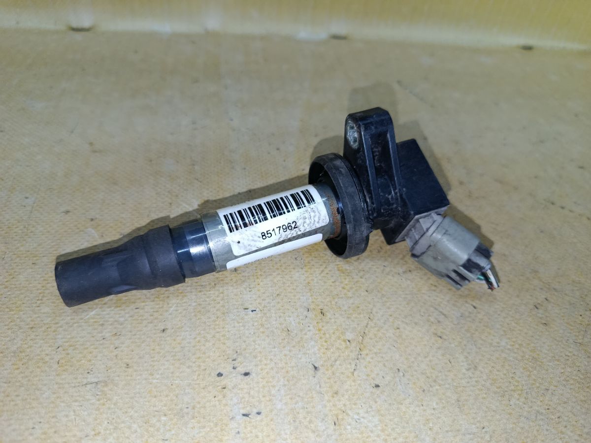 Катушка зажигания 19500-B2050 на Toyota Pixis Epoch LA300A KF-VE Фото 3