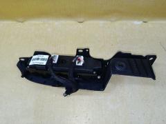 Блок упр-я стеклоподъемниками D65266350B на Mazda Demio DE5FS Фото 6